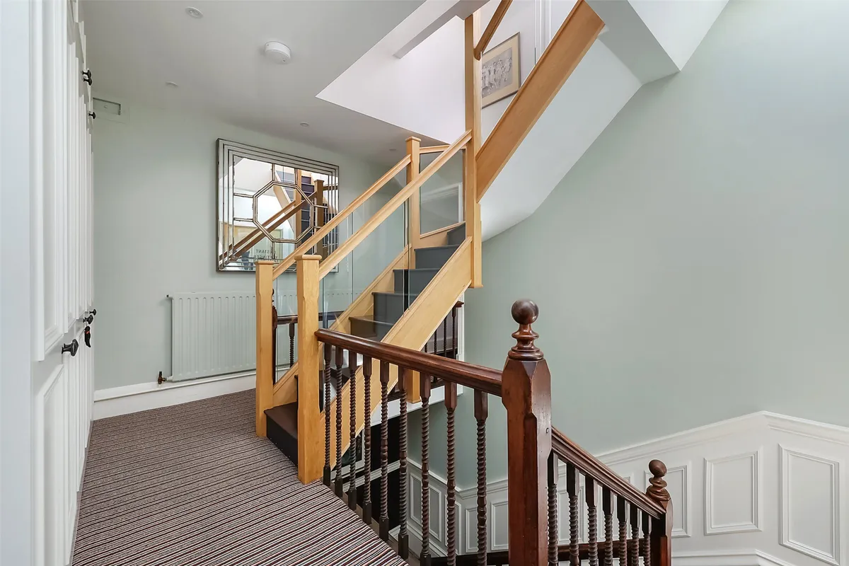 Mynthurst, Leigh, Reigate, Surrey, RH2