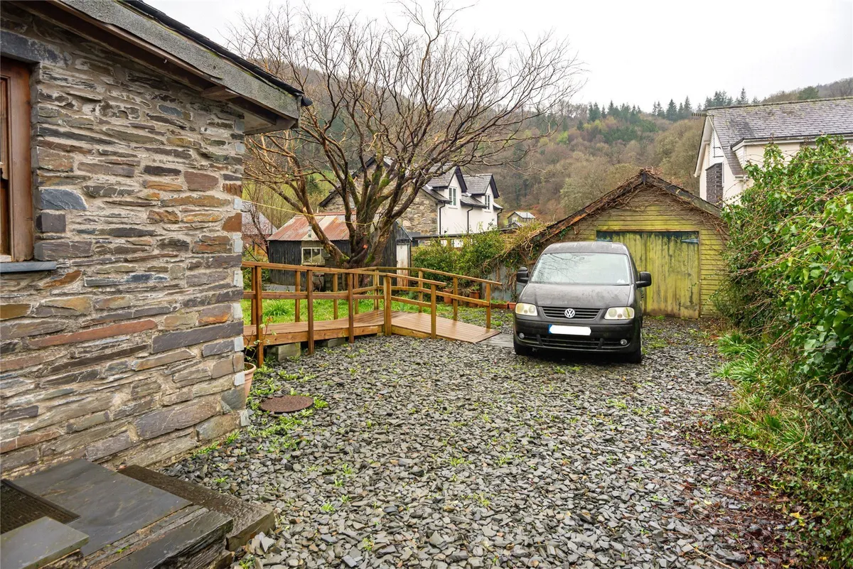 Holyhead Road, Pentre Du, Betws-y-Coed, Conwy, LL24
