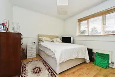 Wagtail Close, Swindon