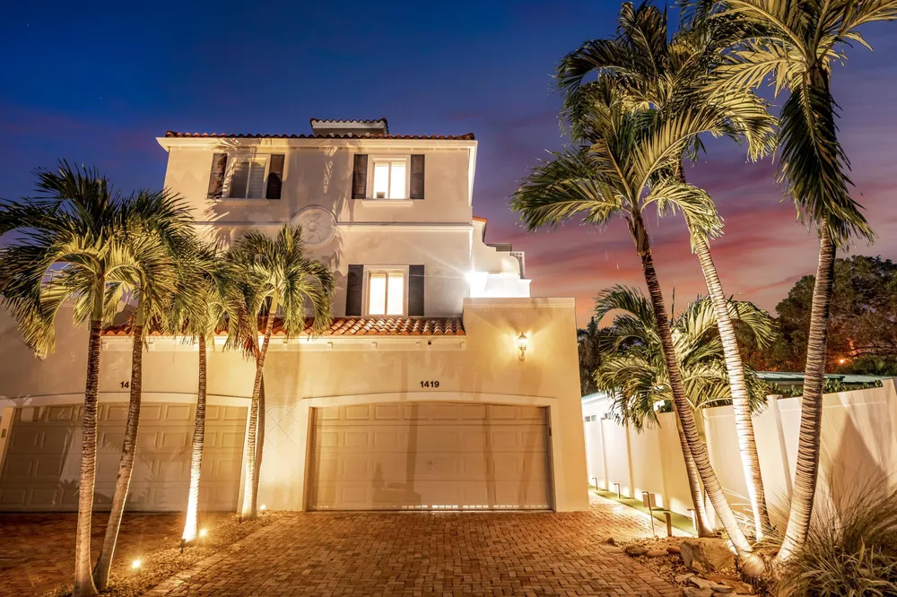 1419 NE 4th Pl, Fort Lauderdale, FL 33301