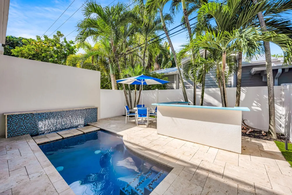1419 NE 4th Pl, Fort Lauderdale, FL 33301