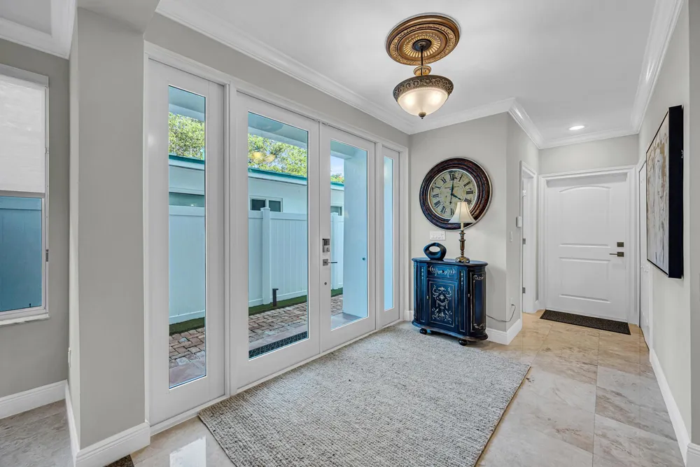 1419 NE 4th Pl, Fort Lauderdale, FL 33301