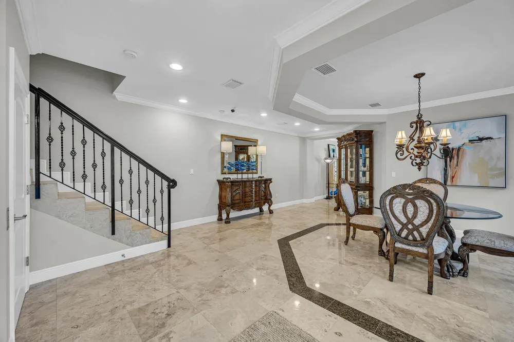 1419 NE 4th Pl, Fort Lauderdale, FL 33301