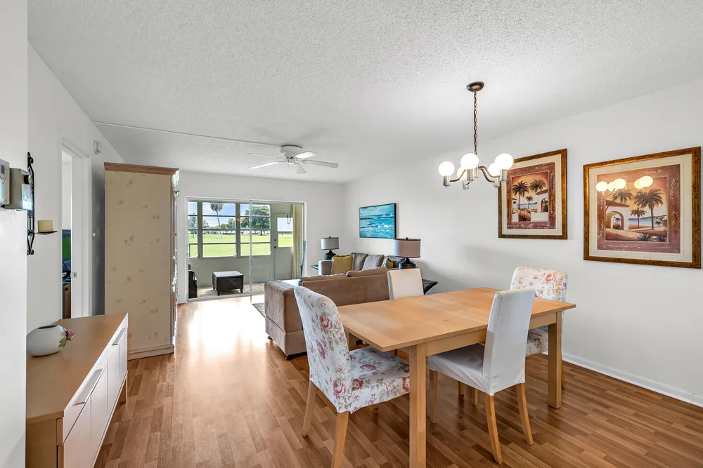 7797 Golf Cir Dr, Margate, FL 33063
