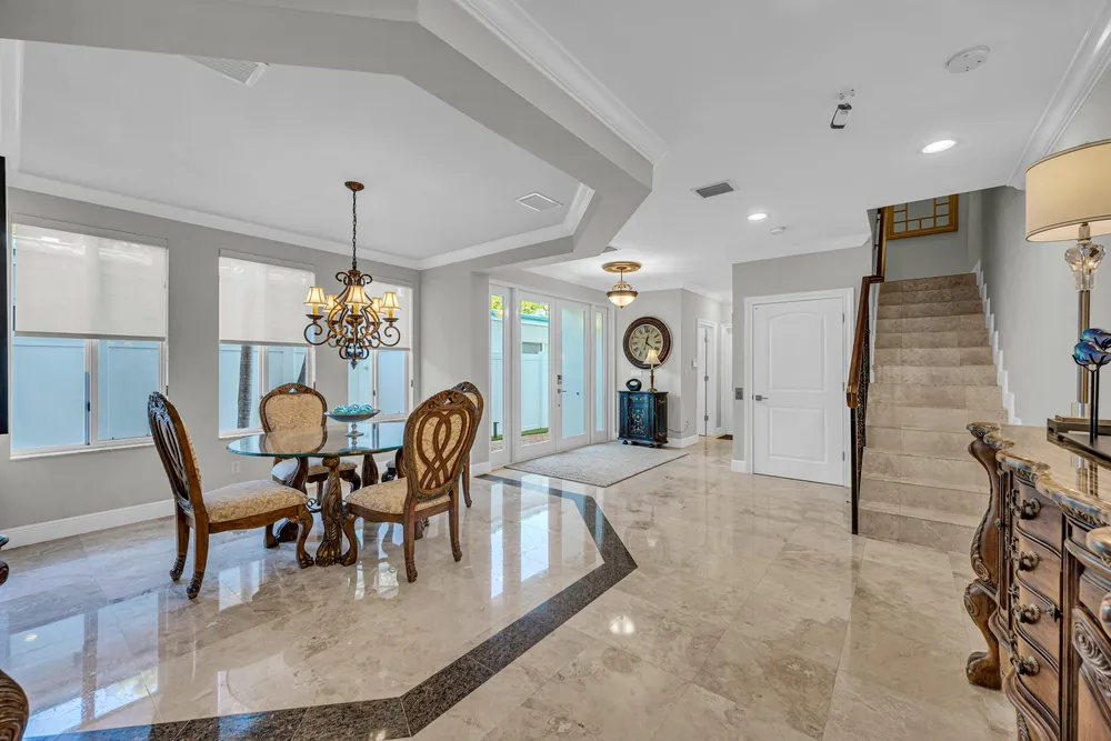 1419 NE 4th Pl, Fort Lauderdale, FL 33301