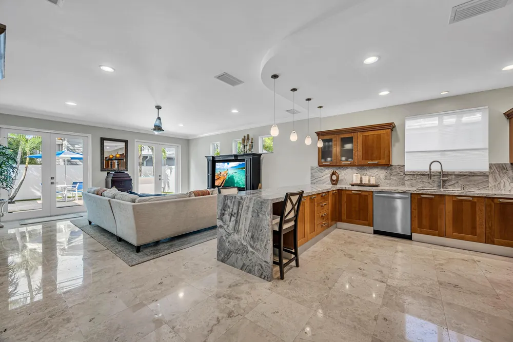 1419 NE 4th Pl, Fort Lauderdale, FL 33301