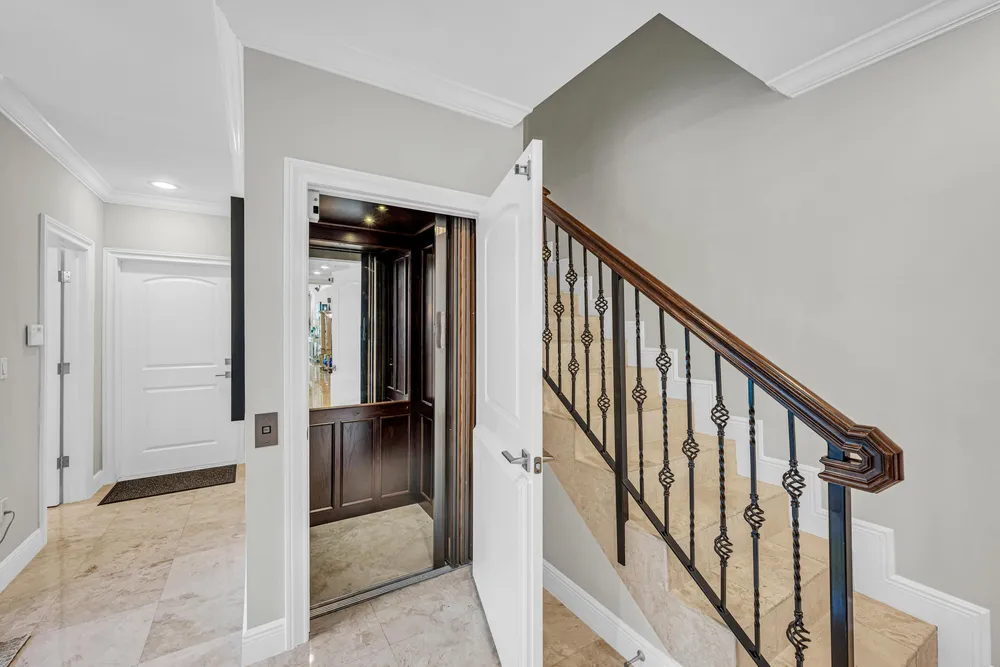 1419 NE 4th Pl, Fort Lauderdale, FL 33301