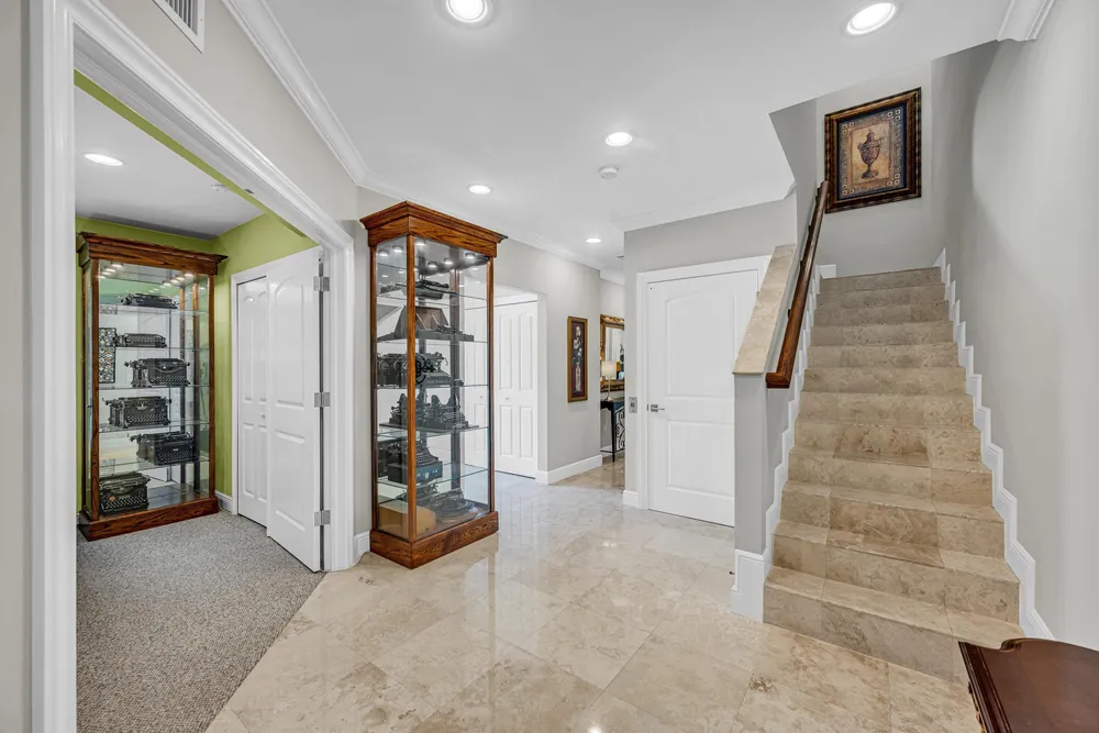 1419 NE 4th Pl, Fort Lauderdale, FL 33301
