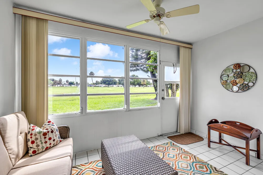 7797 Golf Cir Dr, Margate, FL 33063