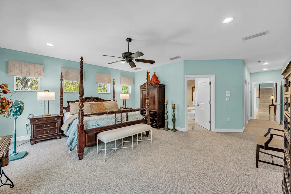 1419 NE 4th Pl, Fort Lauderdale, FL 33301