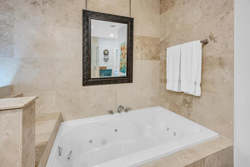 1419 NE 4th Pl, Fort Lauderdale, FL 33301
