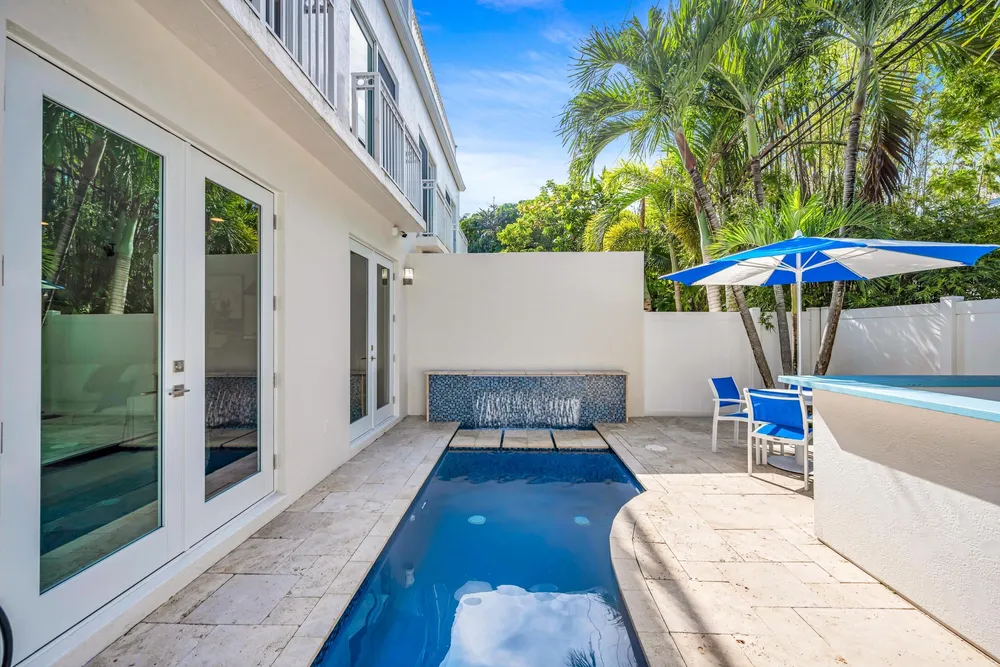 1419 NE 4th Pl, Fort Lauderdale, FL 33301