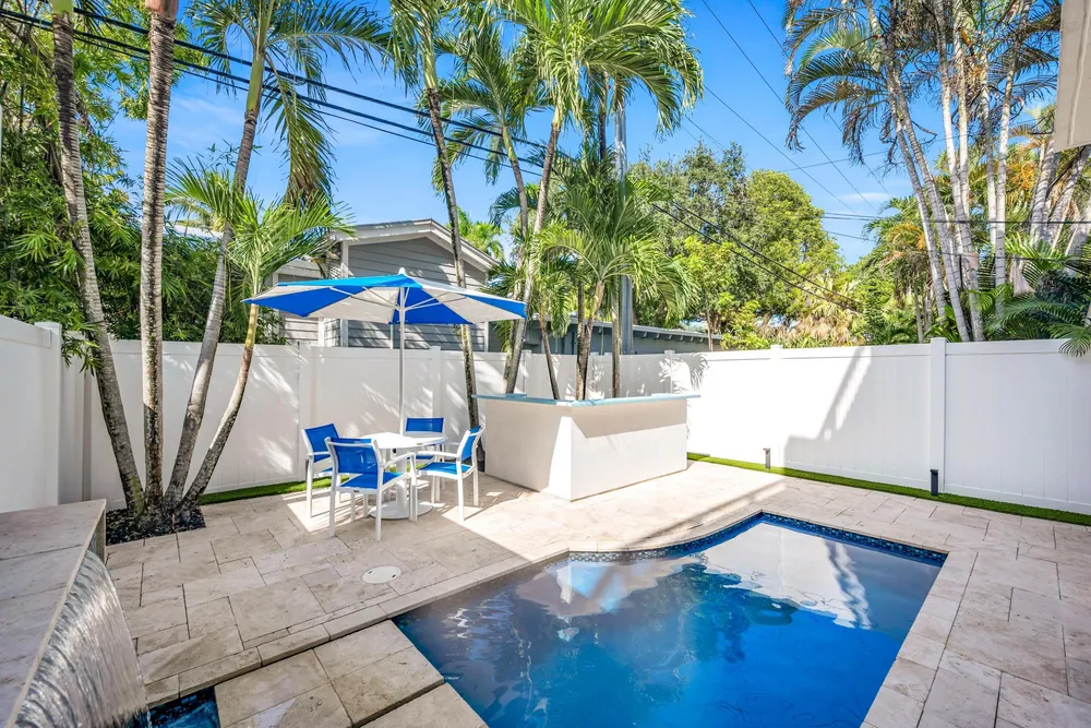 1419 NE 4th Pl, Fort Lauderdale, FL 33301