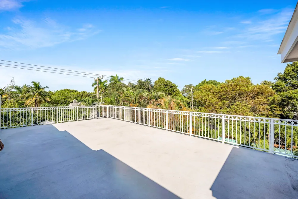 1419 NE 4th Pl, Fort Lauderdale, FL 33301