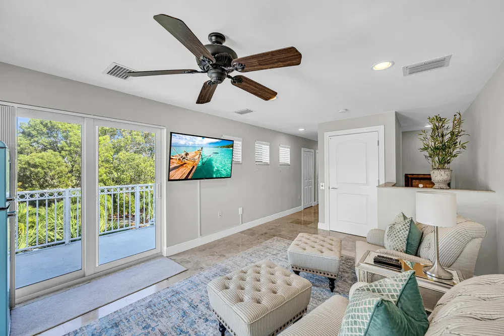 1419 NE 4th Pl, Fort Lauderdale, FL 33301