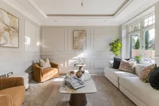 No. 3 Ronmar Place, Oxshott, KT22 photo 2