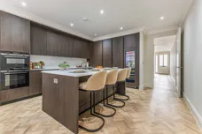 No. 3 Ronmar Place, Oxshott, KT22 photo 5