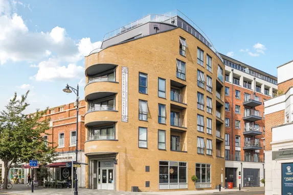 Canal Side, Maidenhead, SL6