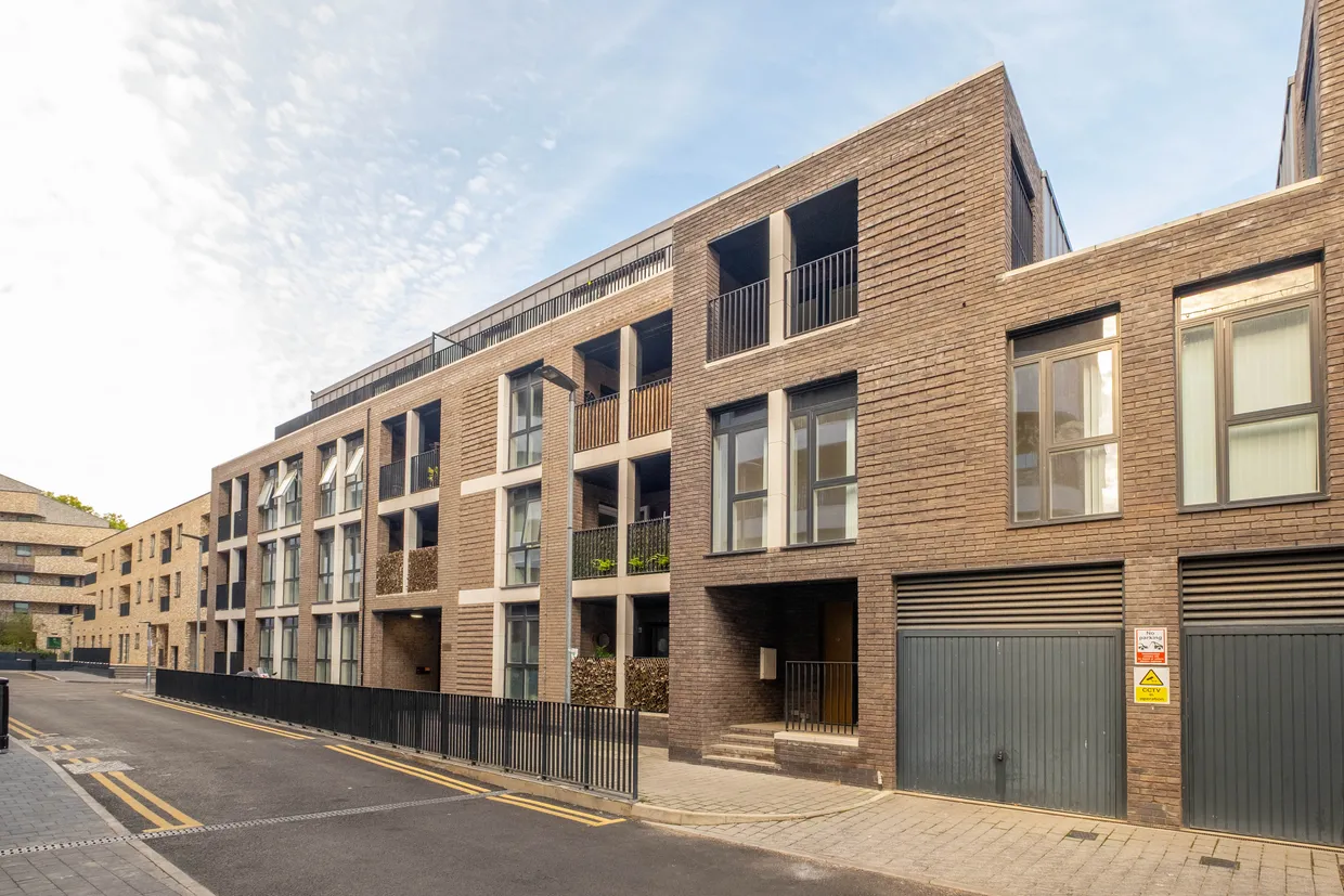 Ravensbury Terrace, London, SW18 photo 1
