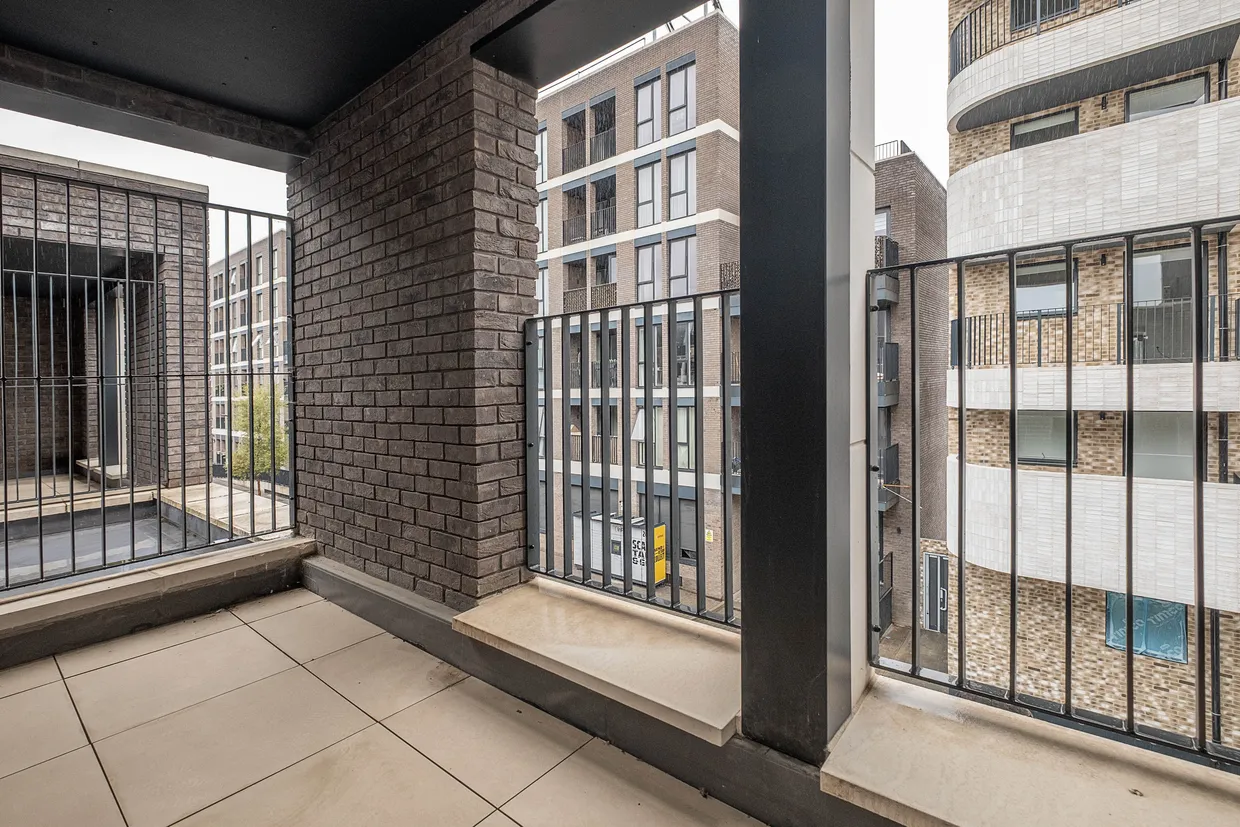 Ravensbury Terrace, London, SW18 photo 3