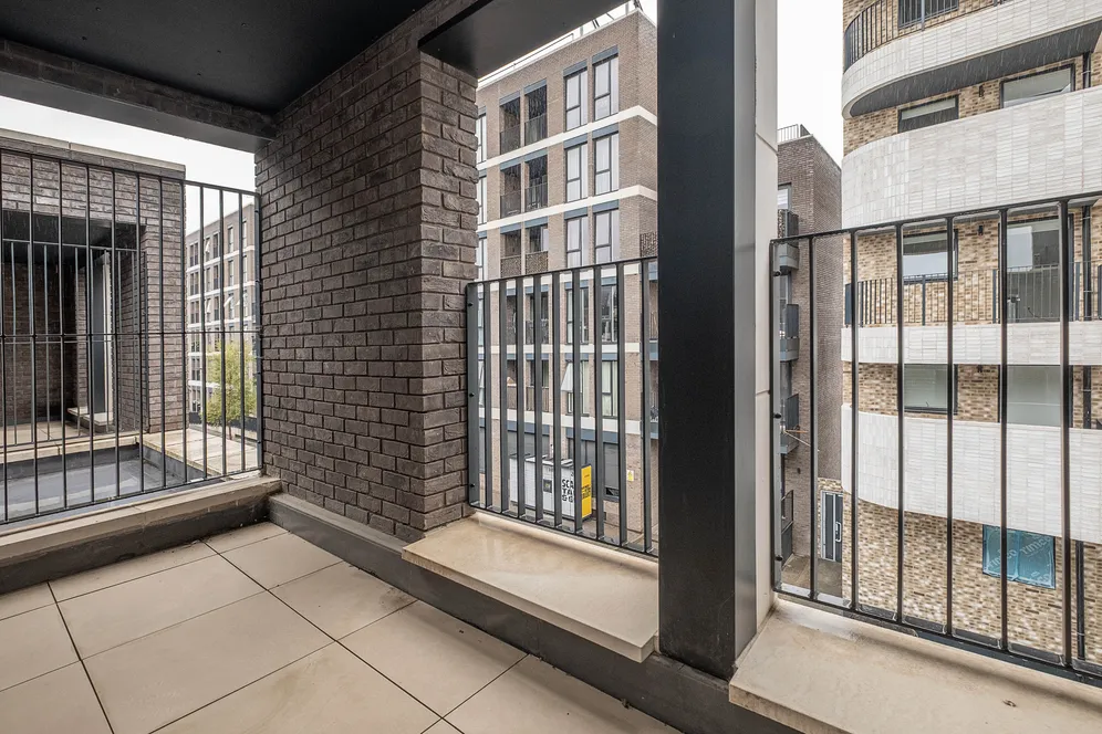 Ravensbury Terrace, London, SW18 photo 3
