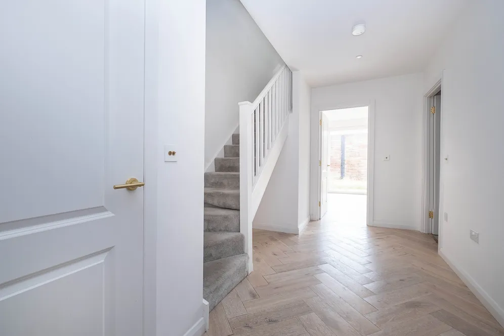 Ravensbury Terrace, London, SW18 photo 7