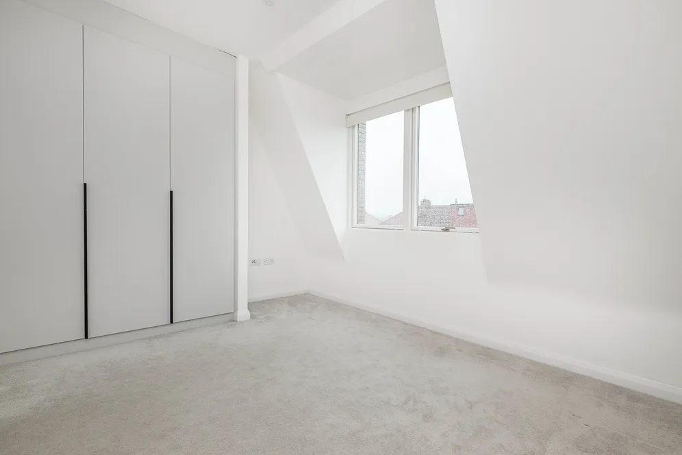 Ravensbury Terrace, London, SW18 photo 9
