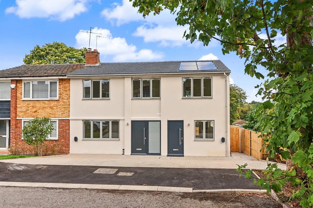Coombe Gardens, Berkhamsted