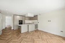 Coombe Gardens, Berkhamsted