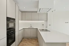 Coombe Gardens, Berkhamsted
