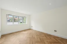 Coombe Gardens, Berkhamsted
