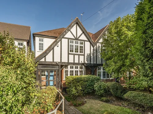 Lavender Hill, Enfieldphoto