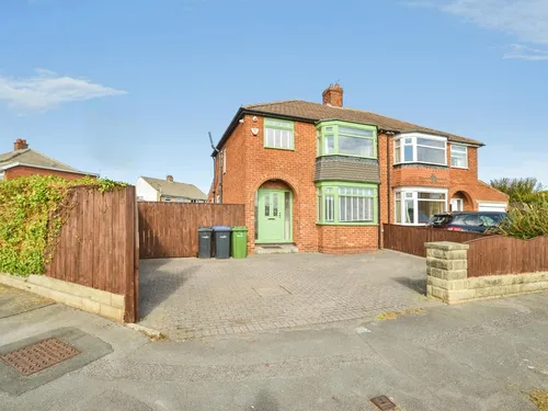 Newham Crescent, Marton-In-Cleveland, Middlesbroughphoto