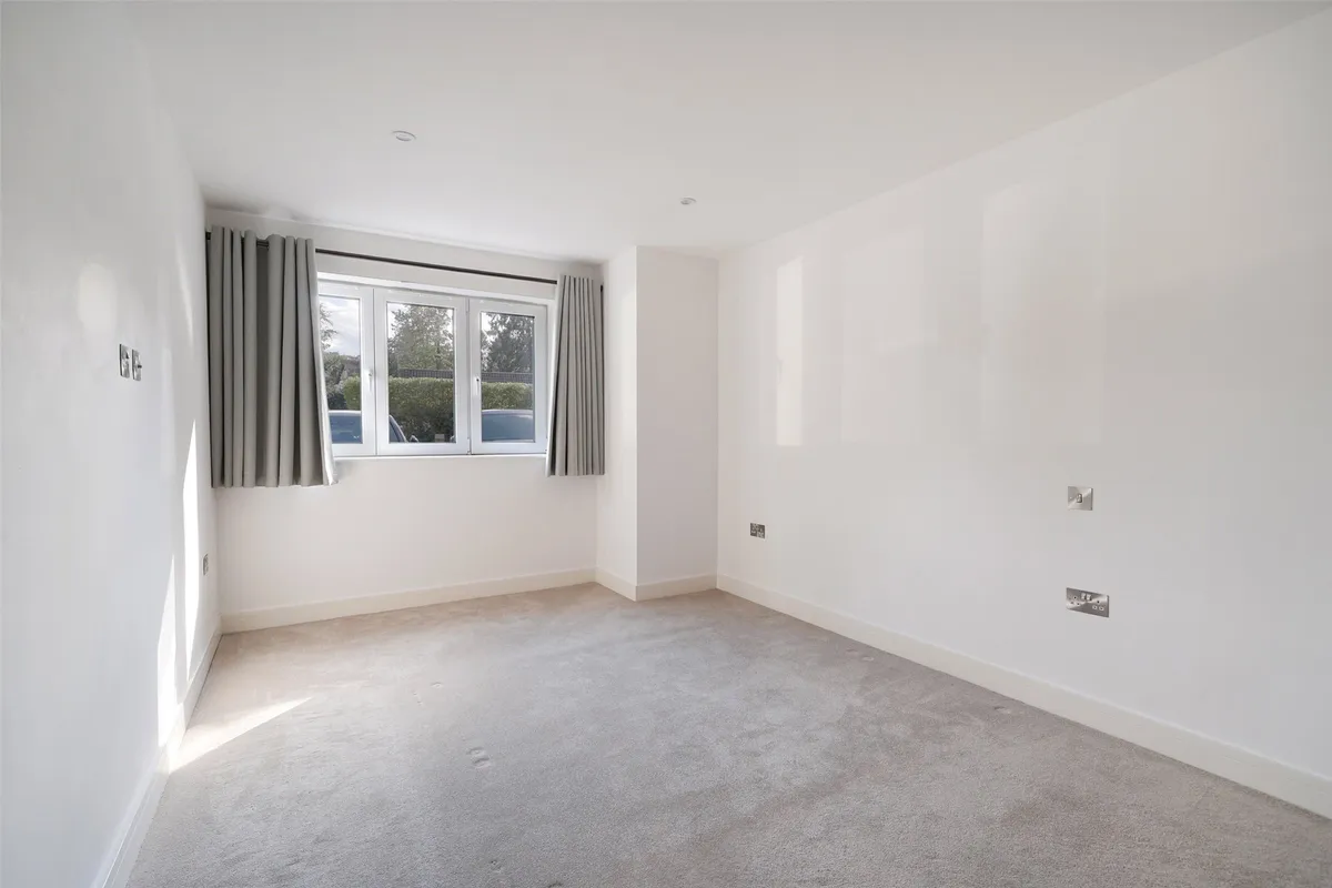 Doods Park Road, Reigate, Surrey, RH2