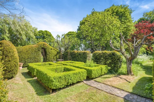 Neaves Lane, Glyndebourne, BN8 photo 13