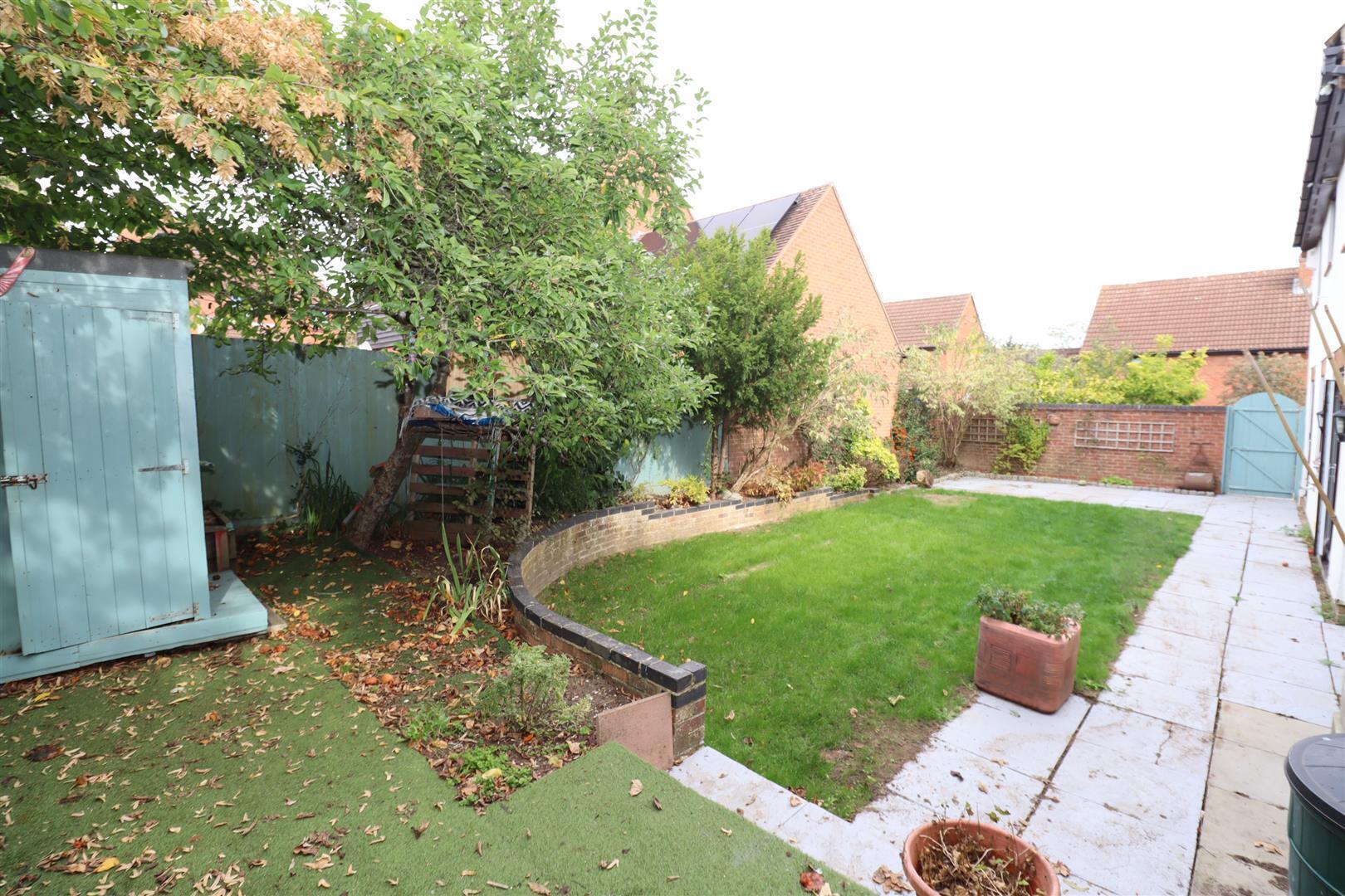 Astlethorpe, Two Mile Ash, Milton Keynes Image 4