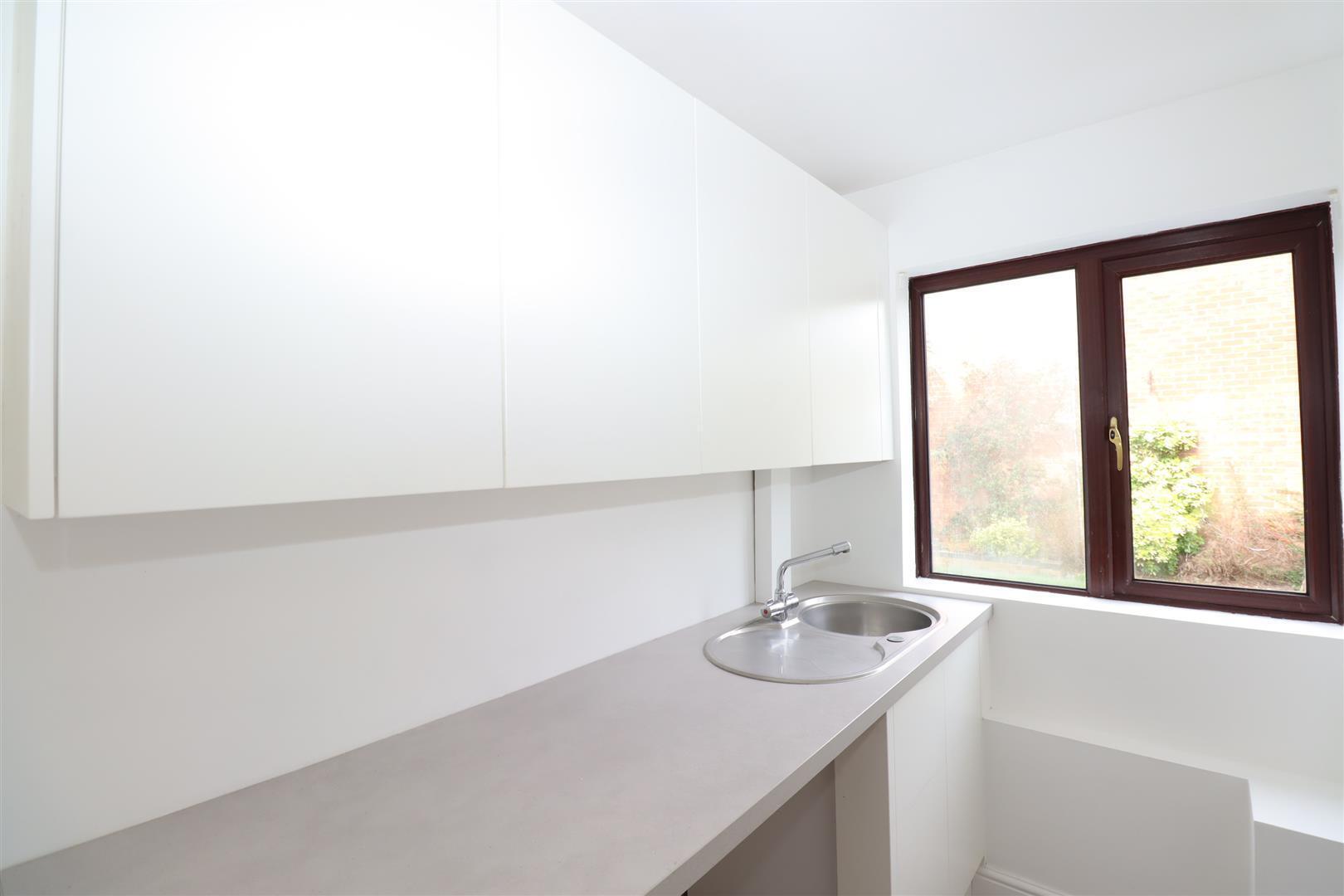 Astlethorpe, Two Mile Ash, Milton Keynes Image 12
