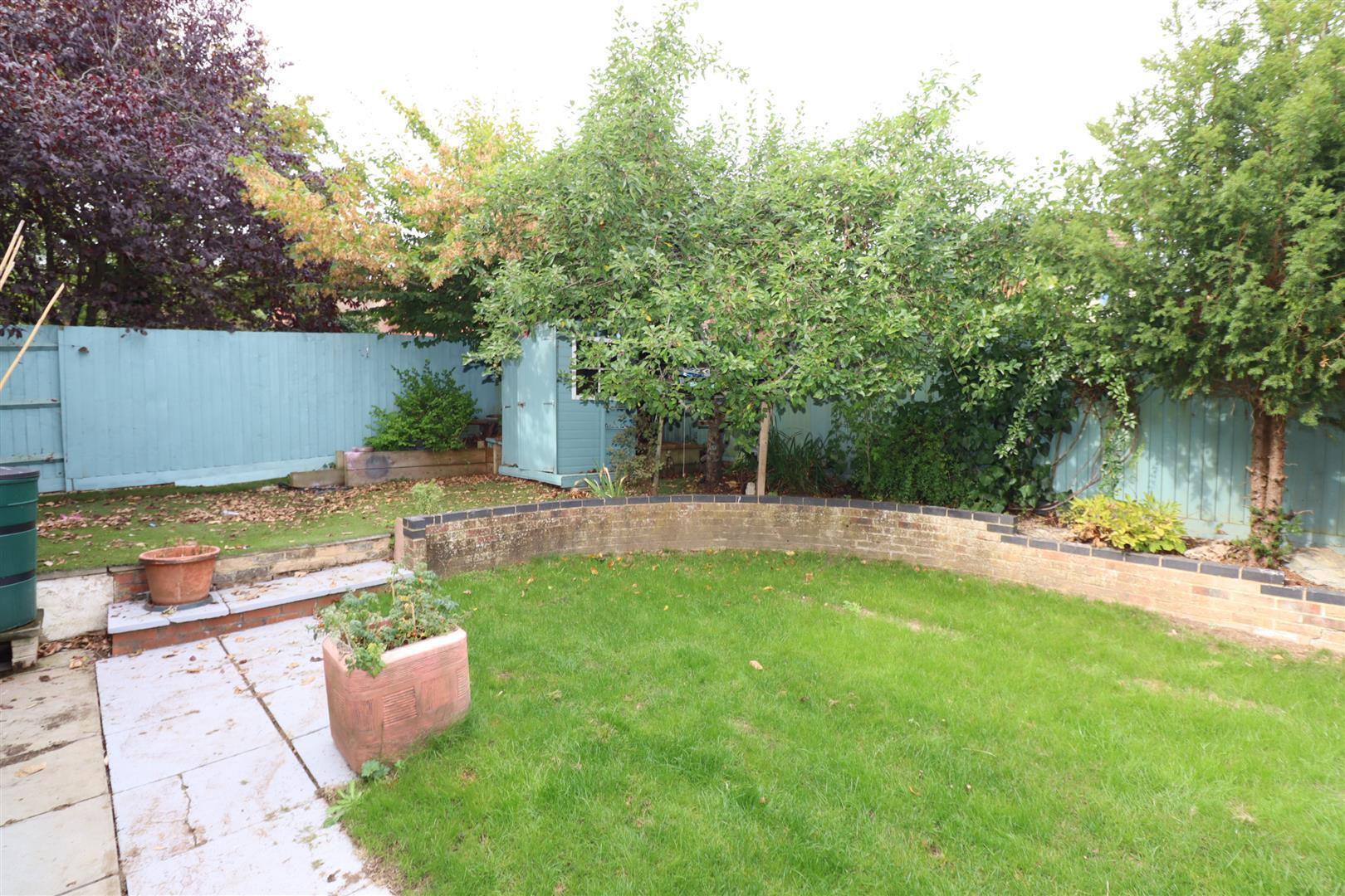 Astlethorpe, Two Mile Ash, Milton Keynes Image 19