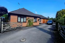 Stone Road, Uttoxeter