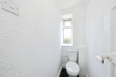 Houldsworth Drive, Chesterfield