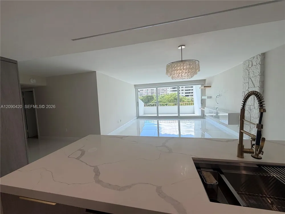 155 Ocean Lane Dr, Key Biscayne, FL 33149