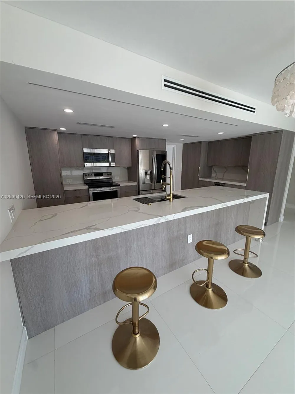 155 Ocean Lane Dr, Key Biscayne, FL 33149