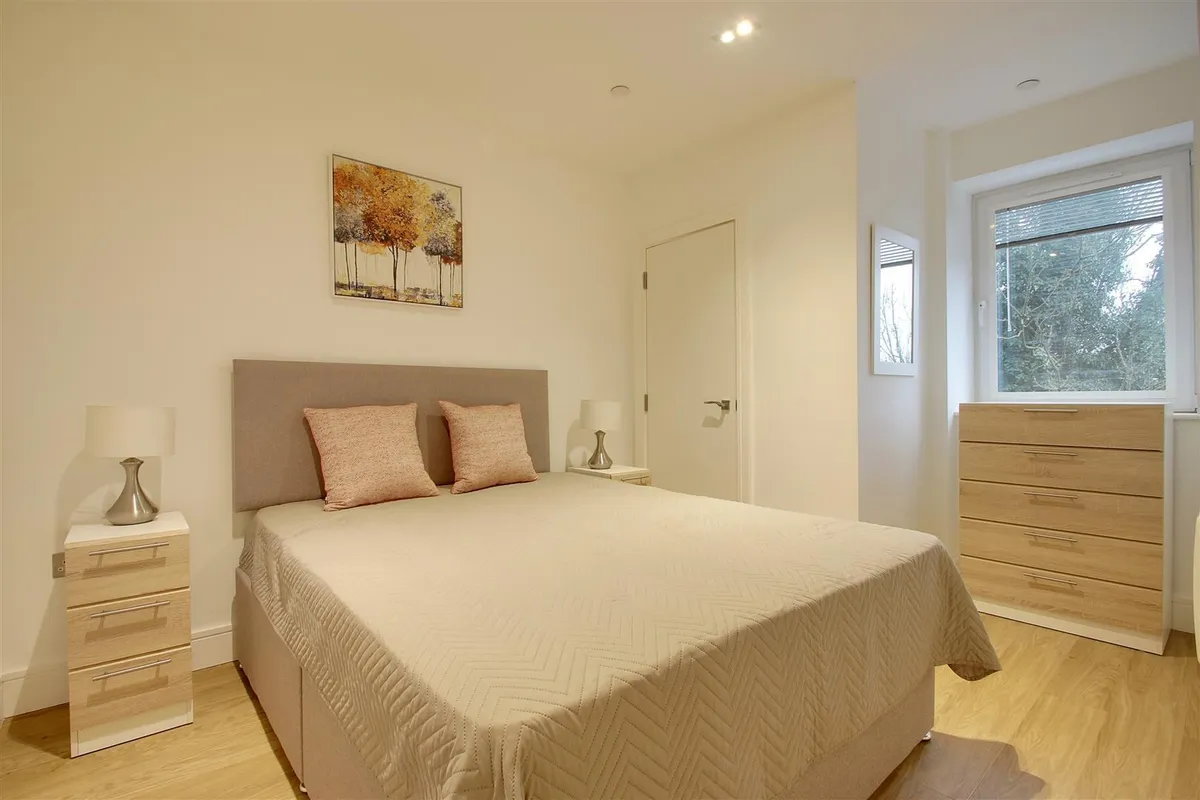 Pinnacle House, Kings Langley