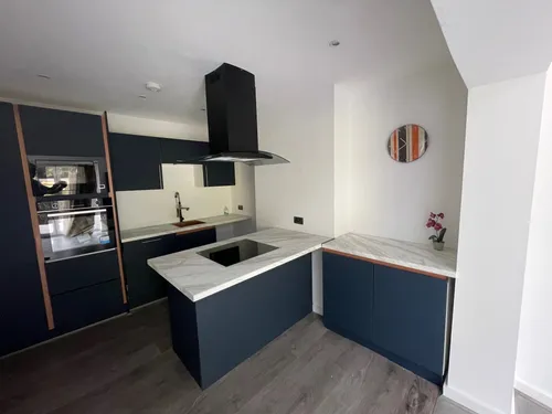 Fernwood Crescent, LONDONphoto