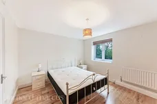 Friern Barnet Lane, LONDON