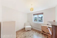 Friern Barnet Lane, LONDON