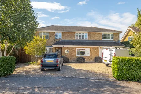 Saxonbury Gardens, Surbiton, KT6
