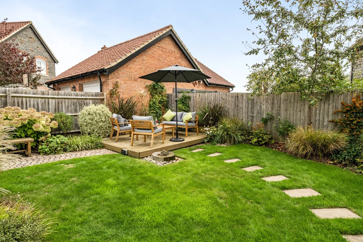 Walnut Field, Tytherington, GL12 photo 2