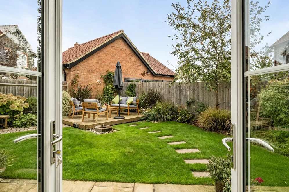Walnut Field, Tytherington, GL12 photo 15