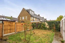 Linden Gardens, Enfield
